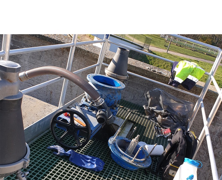 Entretien périodique des purgeurs à Gand par AVK Belgium 