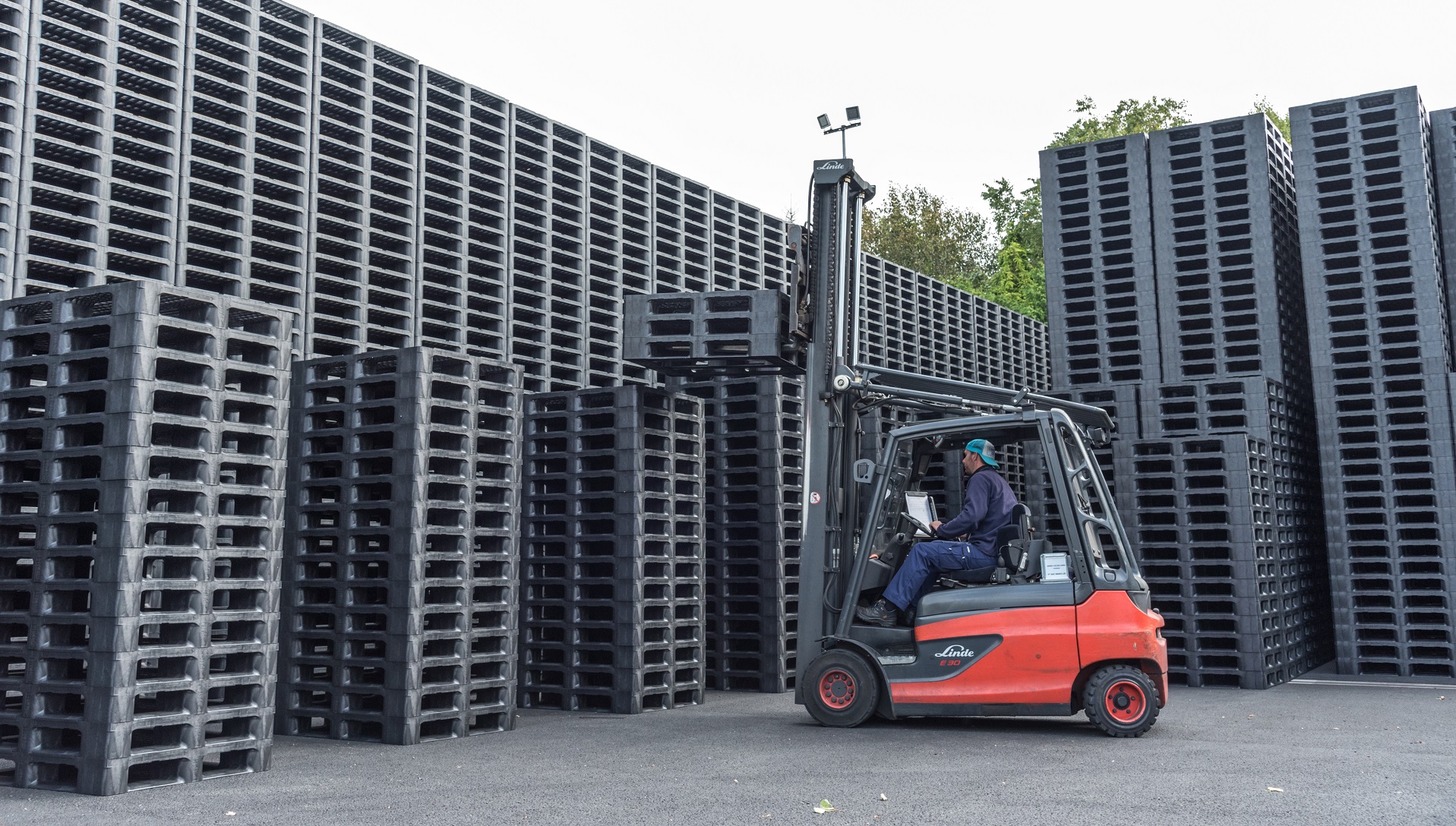Plastic pallets met gerecycleerd materiaal