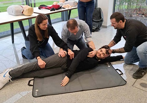 Formation aux premiers secours AVK